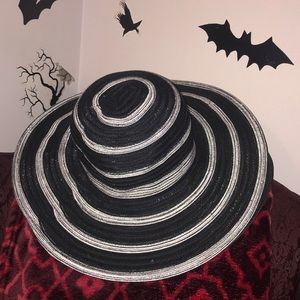 🌞 4 for $15 Floppy hat